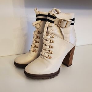 Shoe Dazzle Cream Heeled Boots with Gold Details